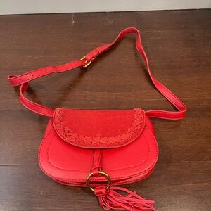 nwot convertible and adjustable Crossbody/belt bag street level